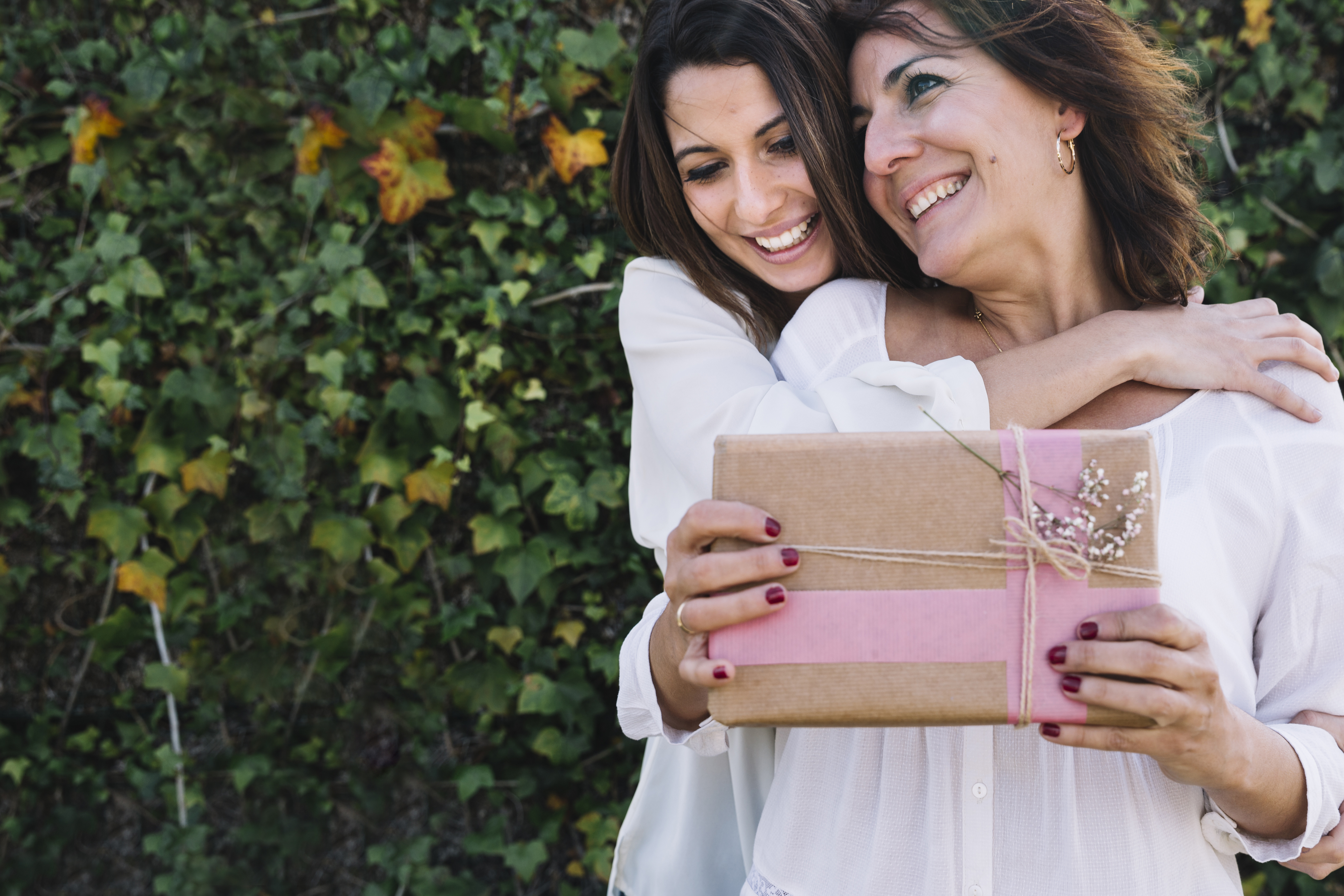 50+ Personalized Gifts for Women's Day Trending Now 50+ Personalized Gifts for Women's Day Trending Now
