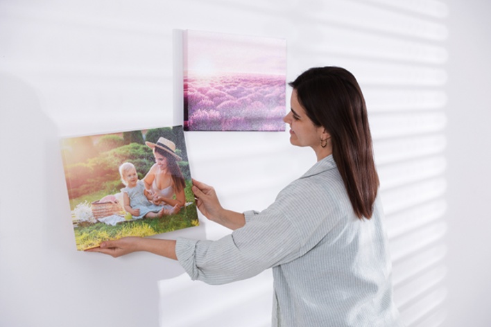 DIY Photo Wall Ideas for Every Room (Even on a Budget)