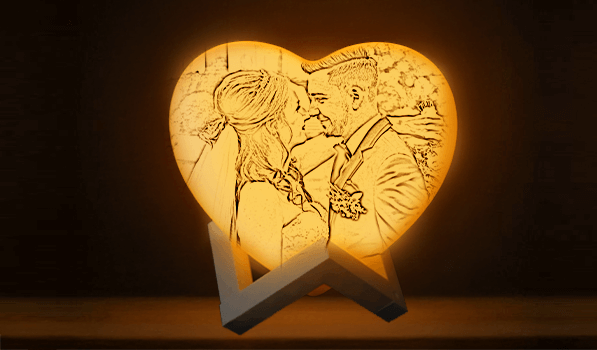 Heart-Shaped-Moon-Lamp