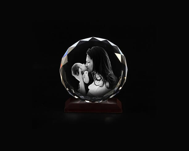 Personalized 3D Crystal Photos