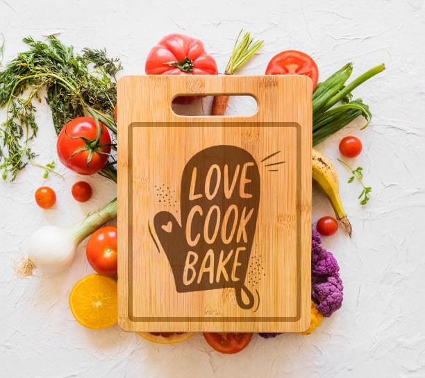 https://www.canvaschamp.com/static/images/landingpage/thumbslider/cuttingboards/cutting_board_large4.jpg