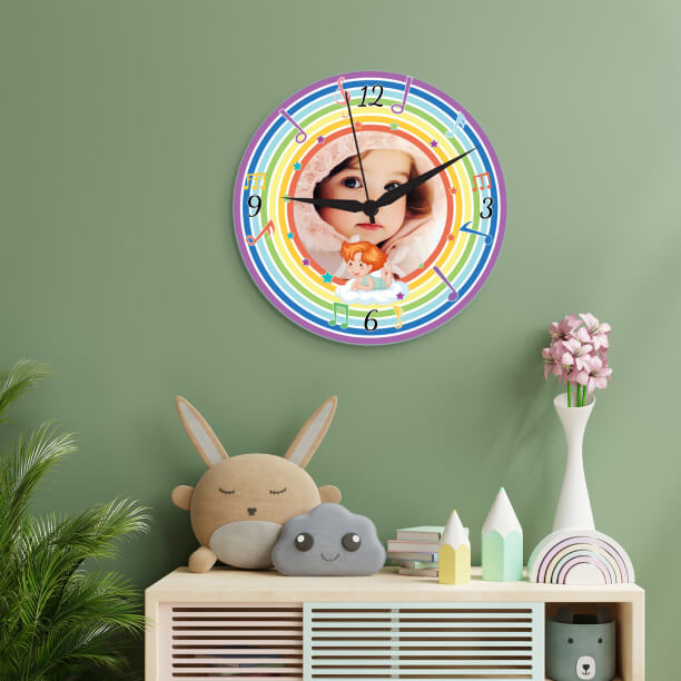 Circle wall clock